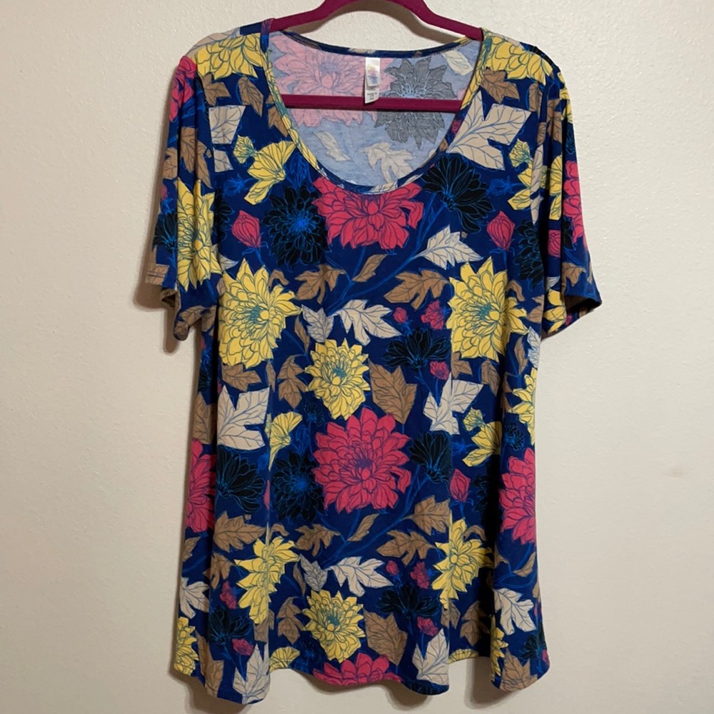 LuLaRoe Perfect Tee 2x 2xl